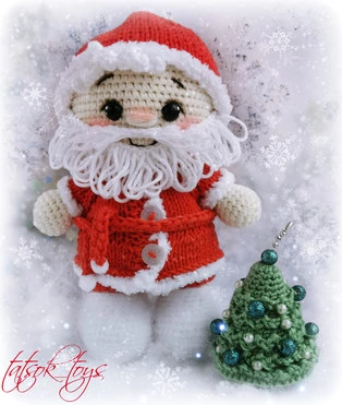 Схема Пупс малыш в костюме Деда Мороза амигуруми крючком